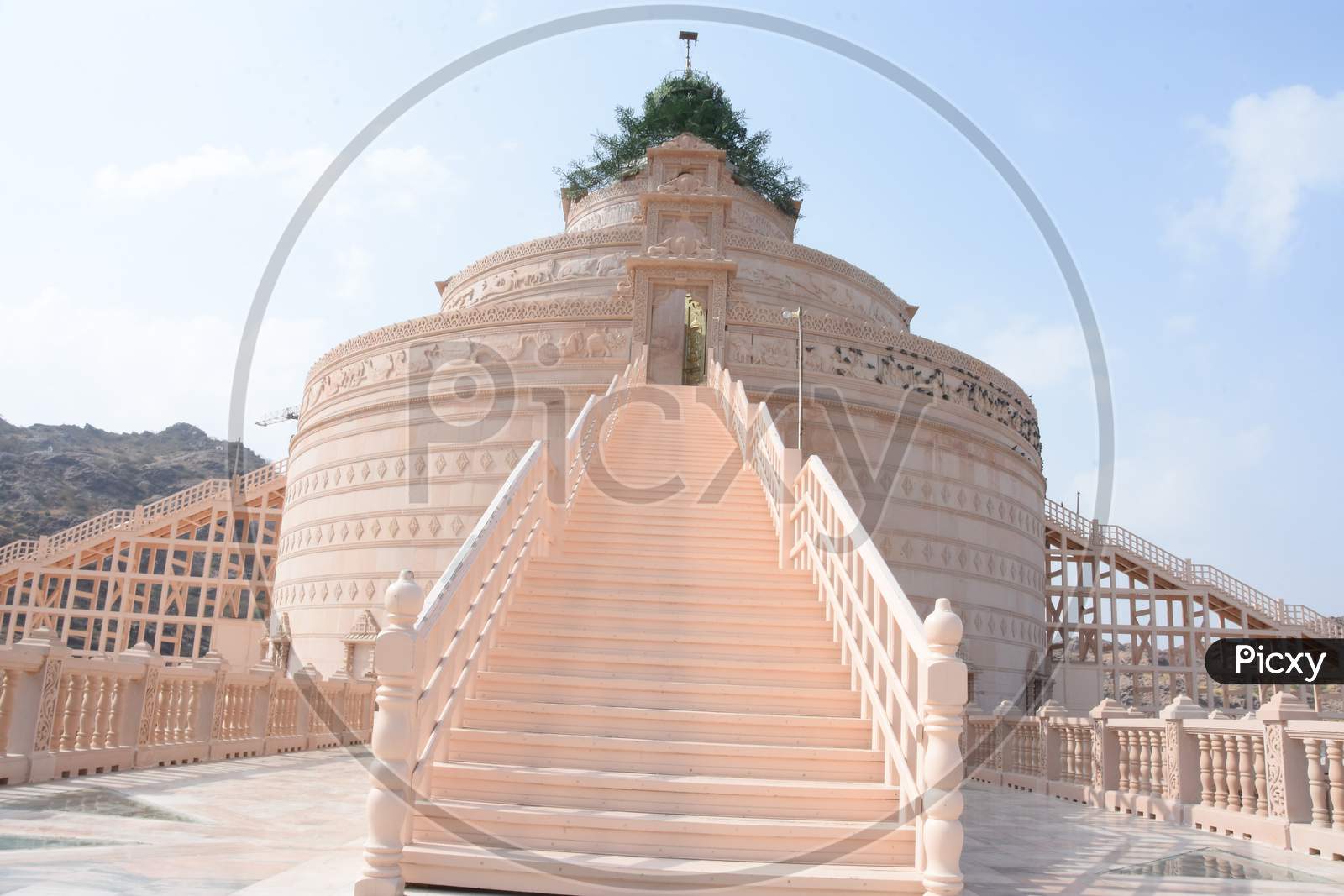 Famous Jain Somnarayan Temple of Rajasthan