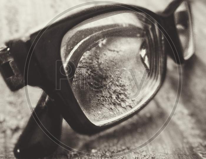 Specs frame images