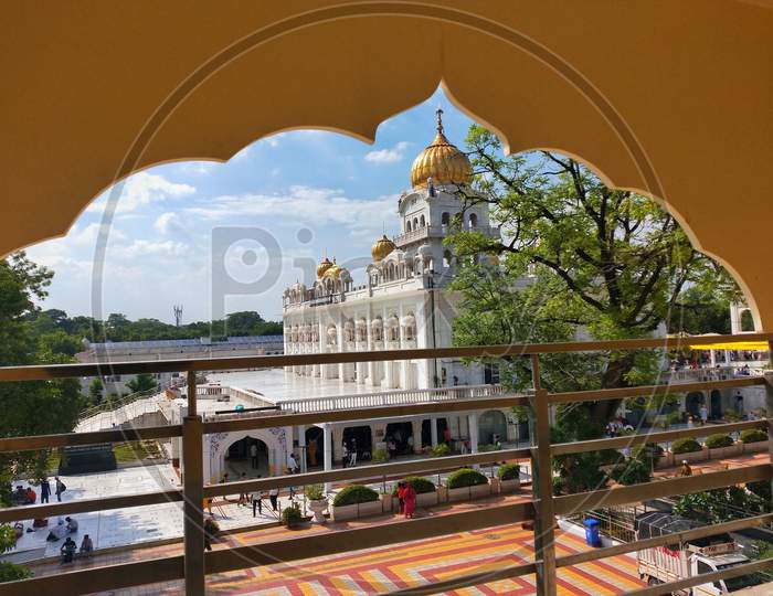 Gurdwara Shiri Bangla Sahib Delhi