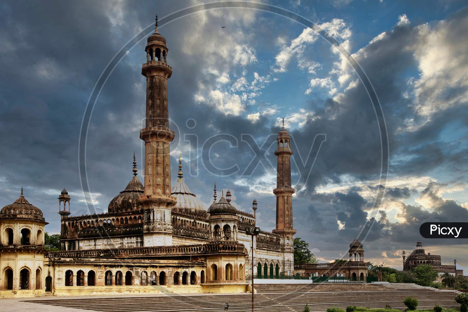Asfi Masjid Or Asfi Mosque, Lucknow