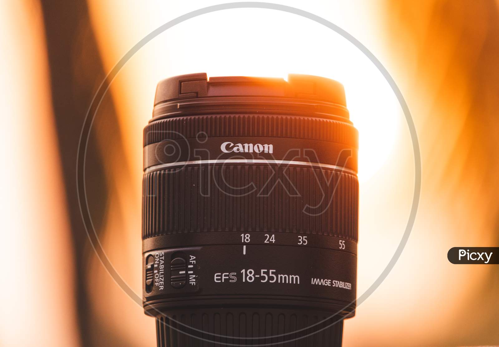 canon 18-55 kit lens