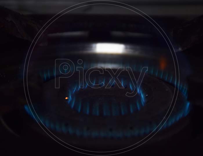 Kitchen Gas Stove