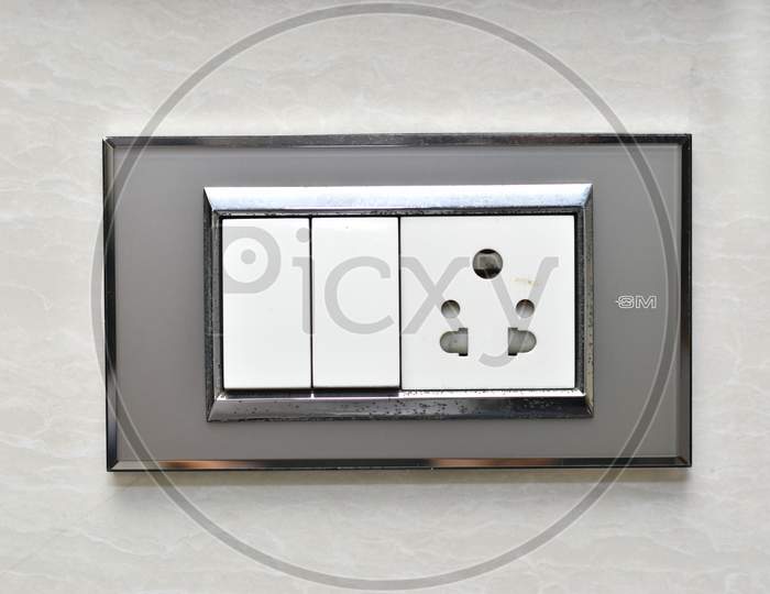 DESIGNER ELECTRICAL SWITCH BOARD WITH 3 PIN SOCKET