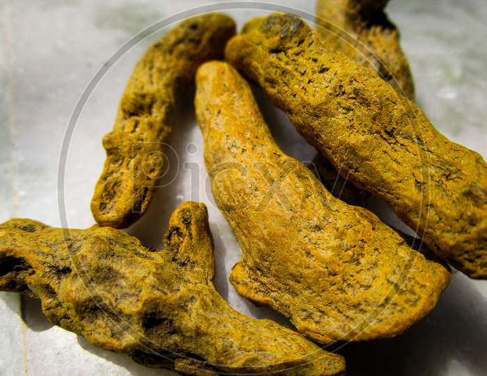 Yellow turmeric ,haldi gathi , turmeric roots