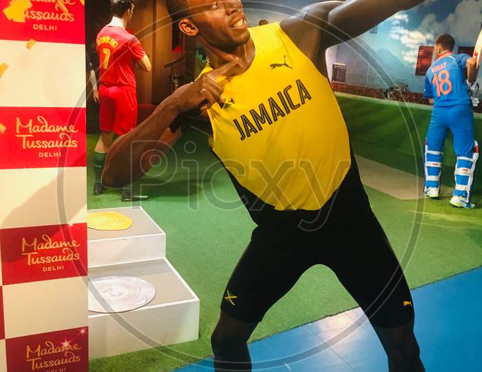 Usain Bolt statue