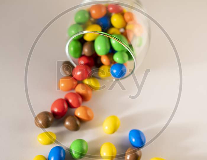 Multicolor chocolate candy or candy balls