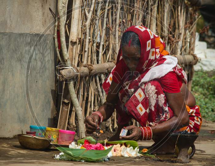 Indian woman worship