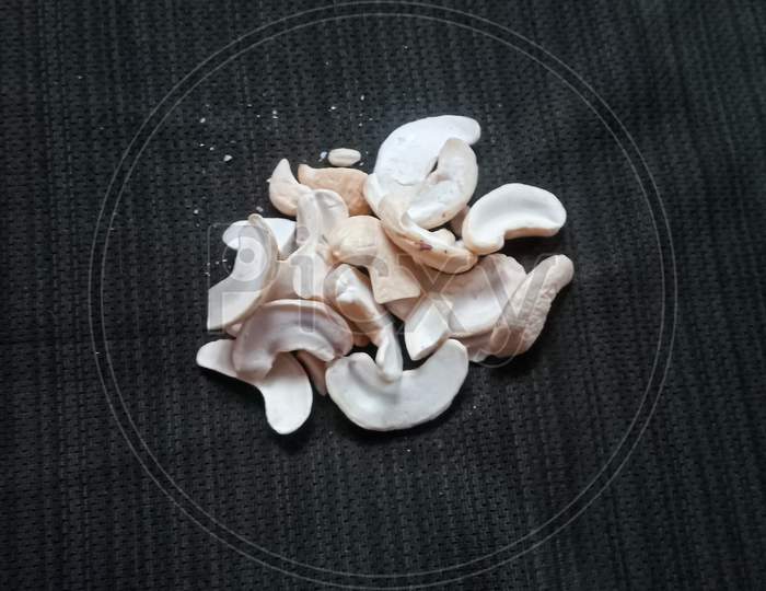 fresh cashew nut image