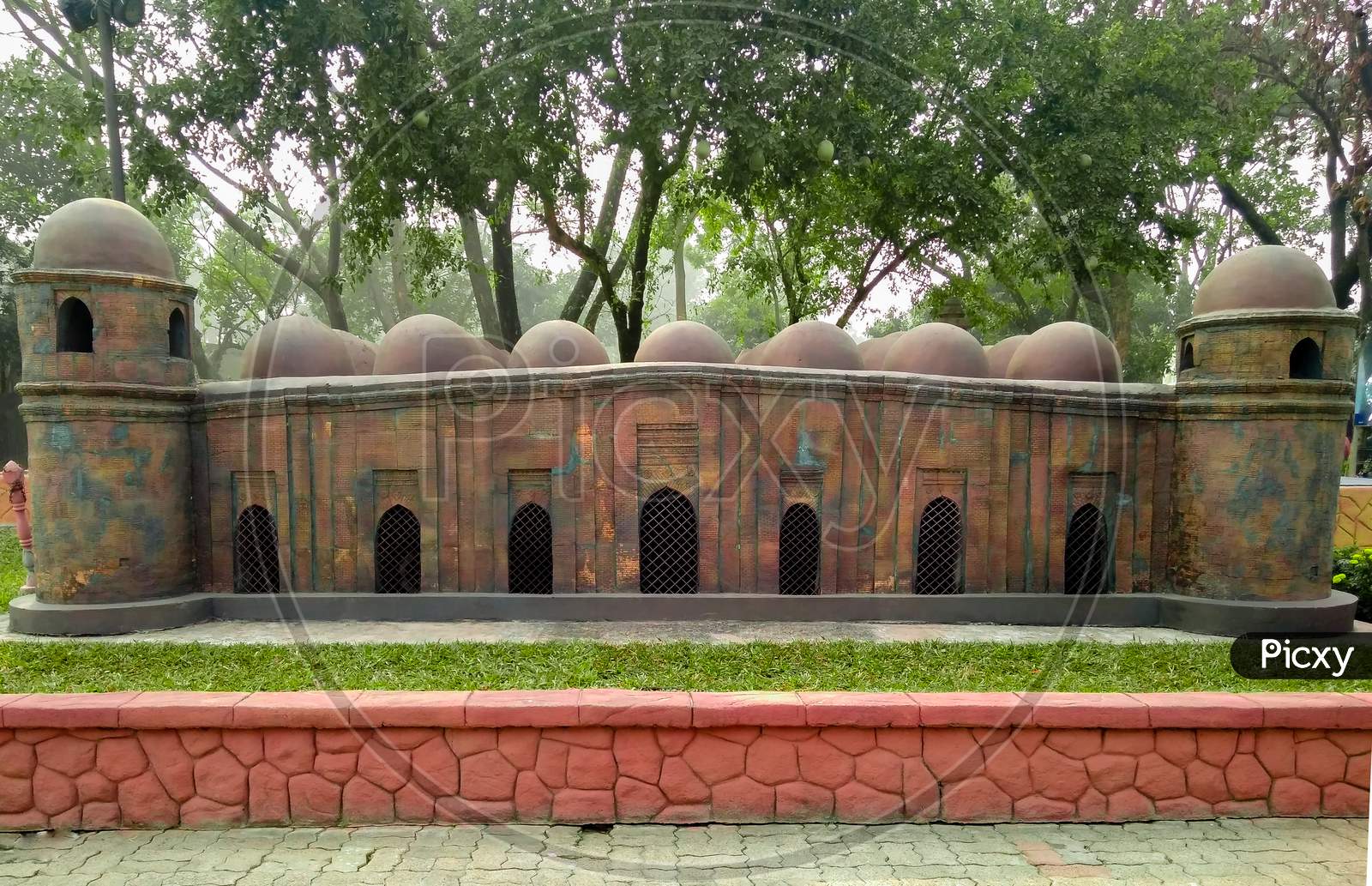 Miniature Of 60 Dome Mosque In Bangladsesh (Shat Gambuj Mosjid)