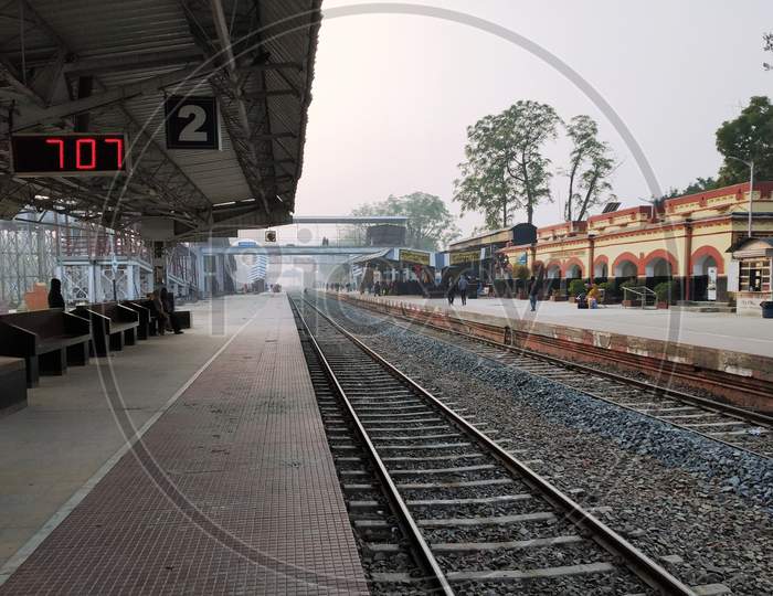 a view of Jangipur railway station