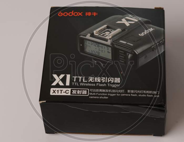 Godox X1T trigger for canon