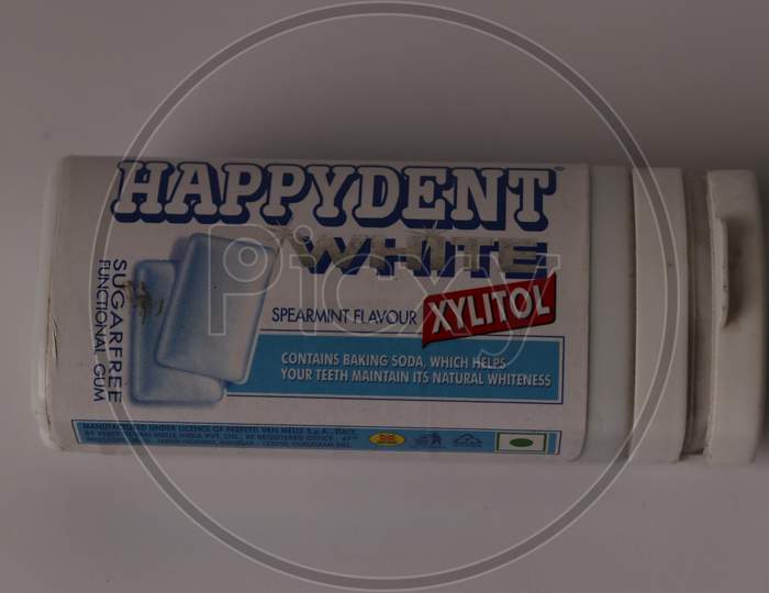 Happydent white gum