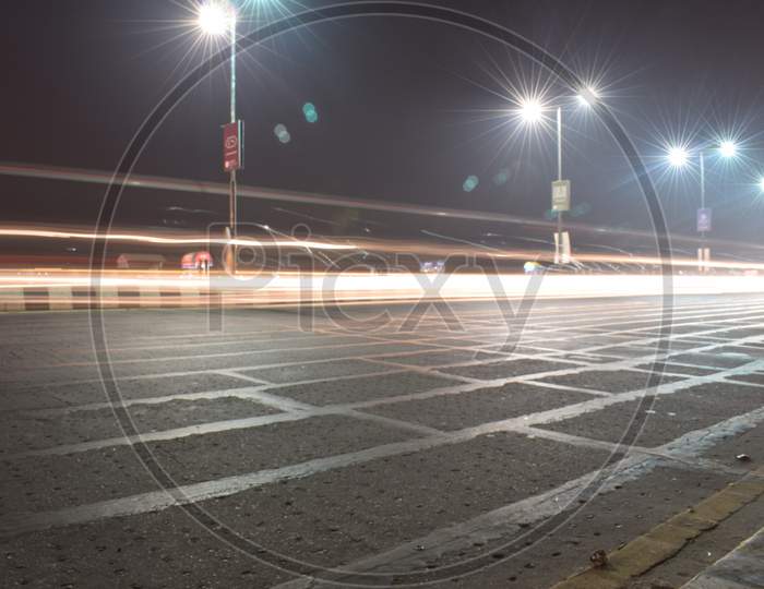 A slow shutter speed photo in night