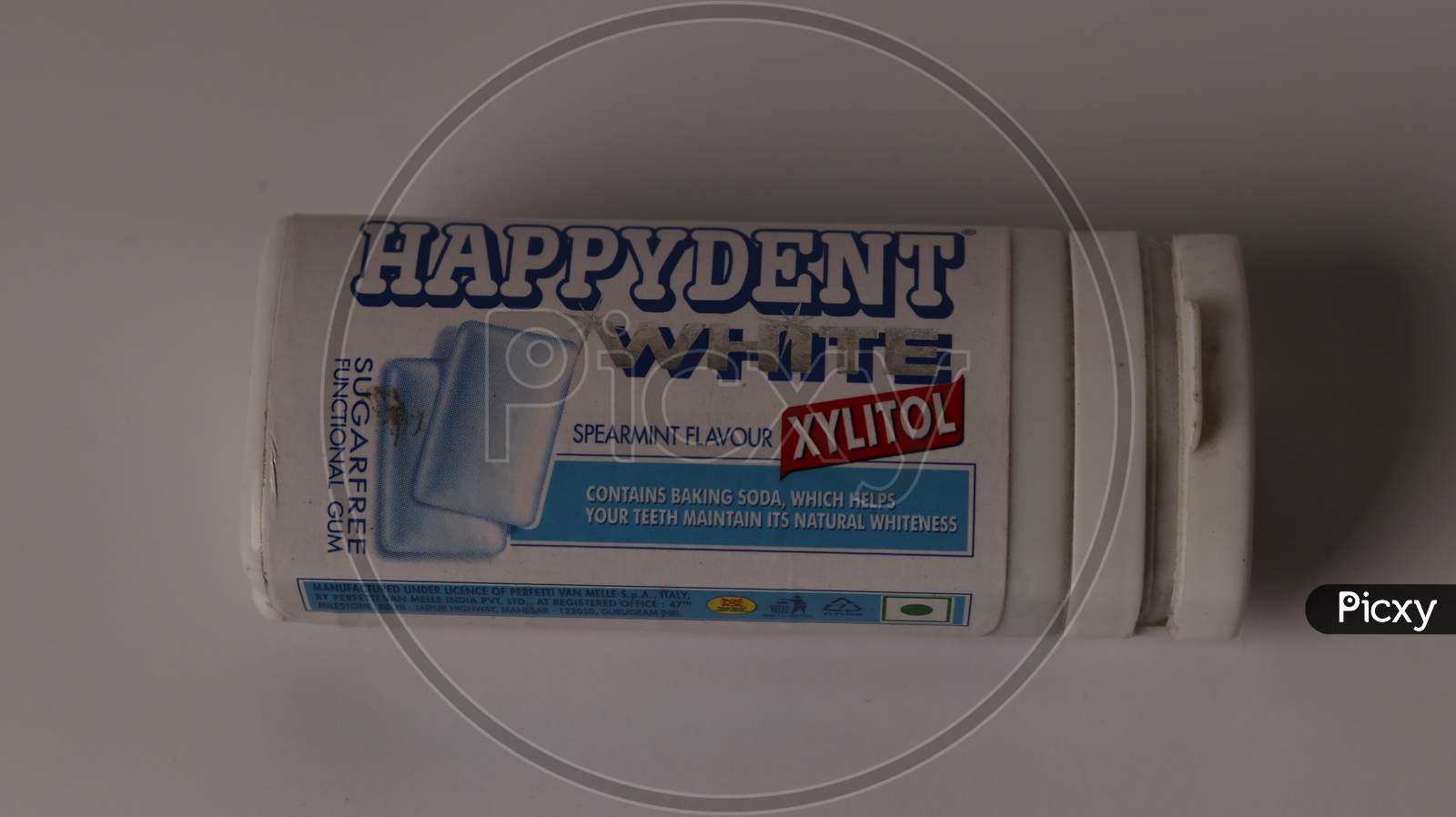 Happydent white gum