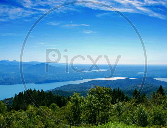 Panoramic view of Maggiore Lake