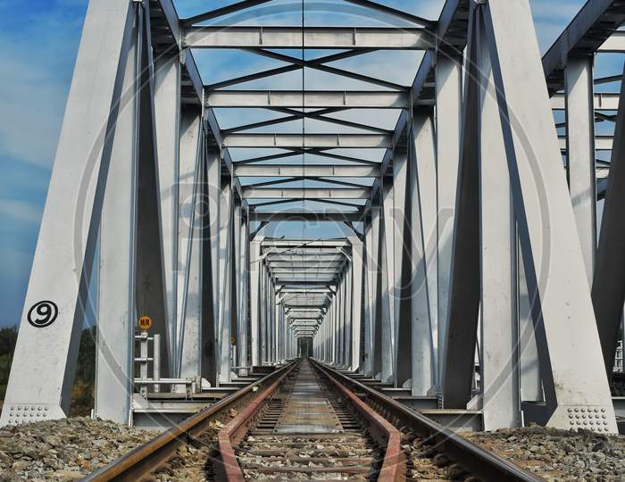 Leading Lines Railway Bridge