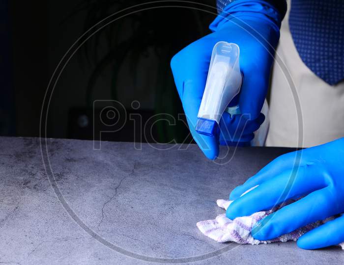 Surface Home Cleaning Spraying Antibacterial Sanitizing Spray Bottle