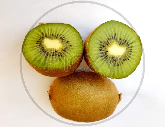 Kiwi Fruit fresh sliced
