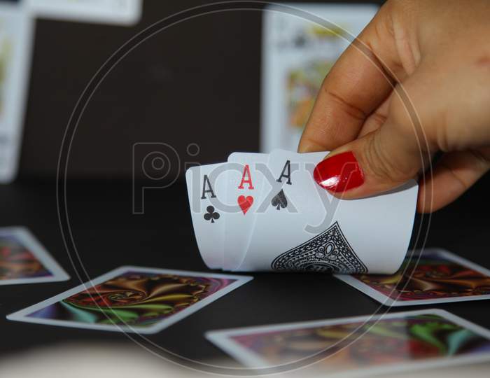 Playing cards tin patti