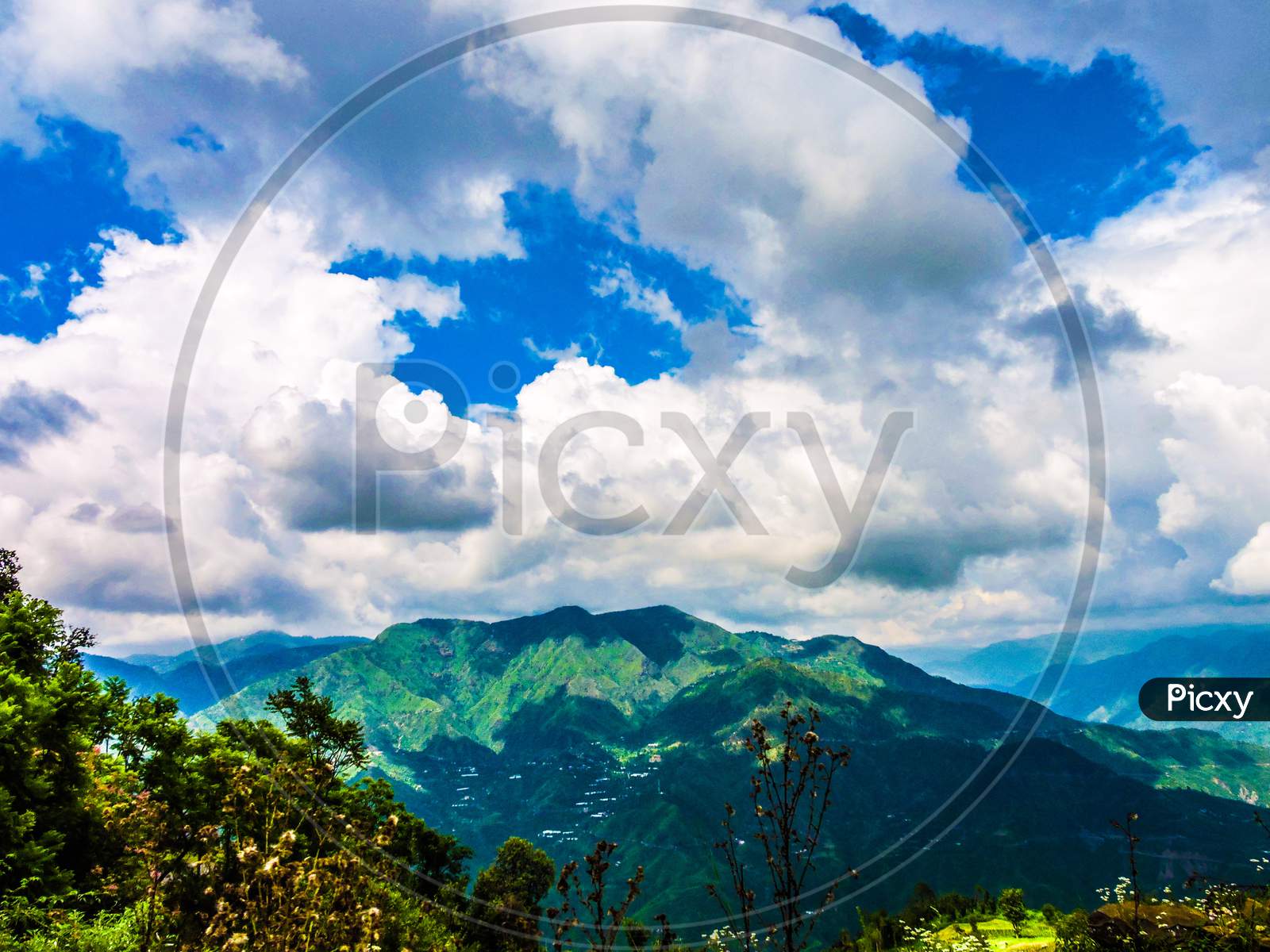 landscape view in himachal pradesh india