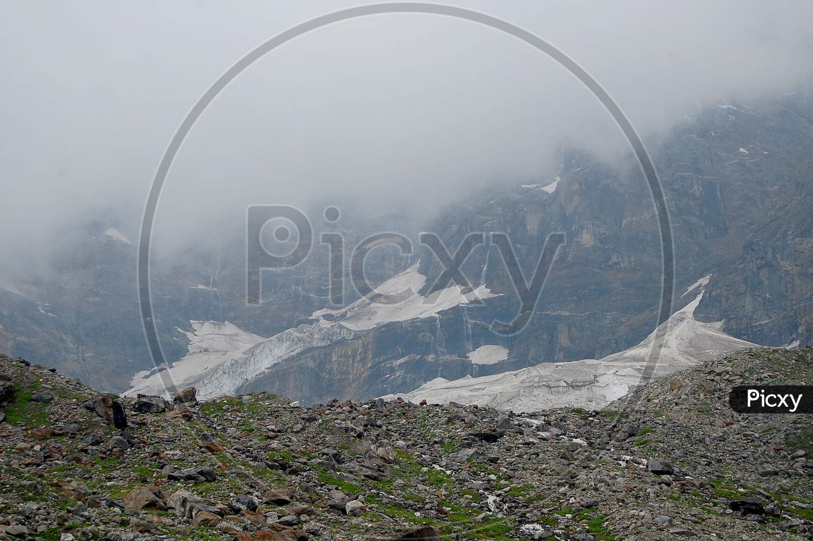 neelkanth glacier at garhwal himalaya