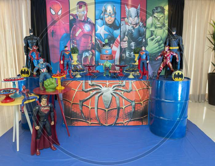 Superhero Themed Kids Birthday Party.