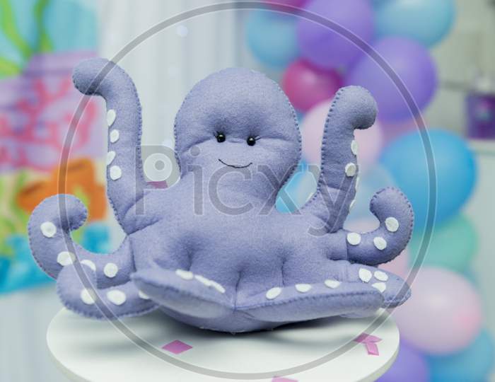 Children'S Party Decor On "The Seabed" Theme. Personalized Octopus Candy. Children'S Party Decorated With Personalized Candies. Children'S Birthday Party.