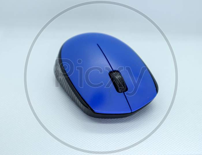 Simple Blue Compute Mouse Isolated On White Background