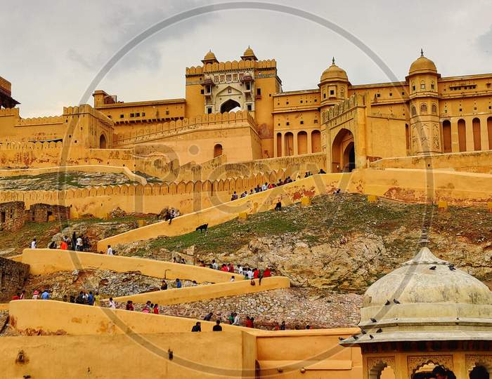 Front view of Amber fort