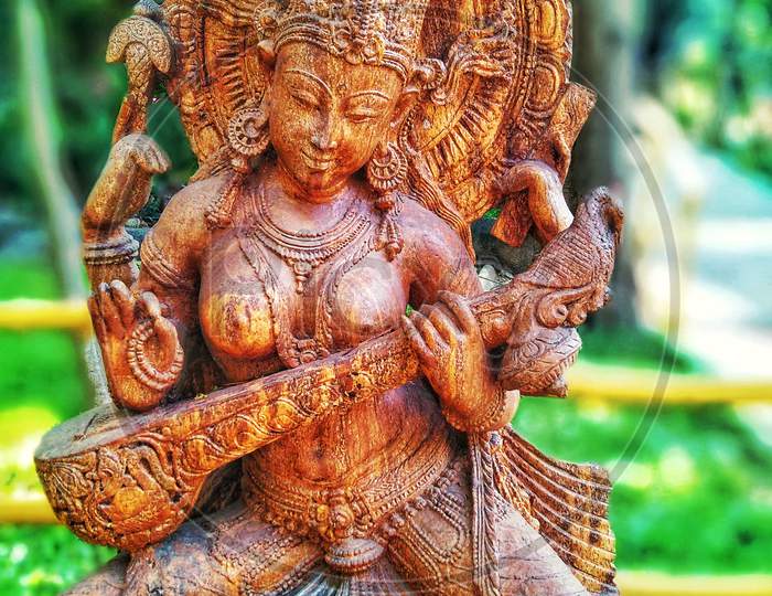 A beautiful sculpture of the goddess Saraswati