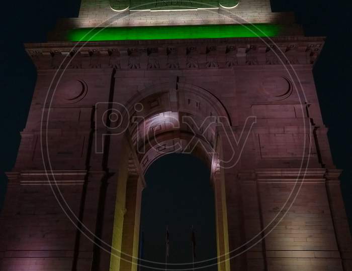 India Gate, Delhi, India- February 27, 2020: Peoples Are Exploring The Night View Of India Gate And Taking Picture Of Amar Jawan Jyoti