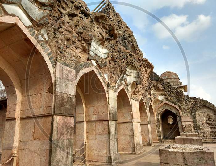A Ruin Ancient Architecture Of Jahaz Mahal- Mandav, Madhya Pradesh, India