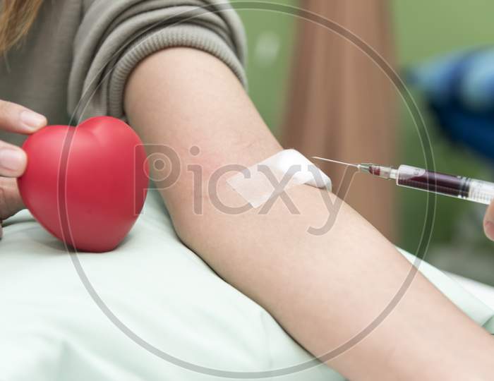 Blood Collect By Nurse In The Hospital With Red Heart, Blood Test Examination And Donate Concept. Hospital And Health Care Concept