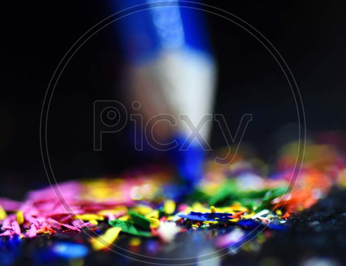 Selective focus and selective blur on pencil shavings or nib