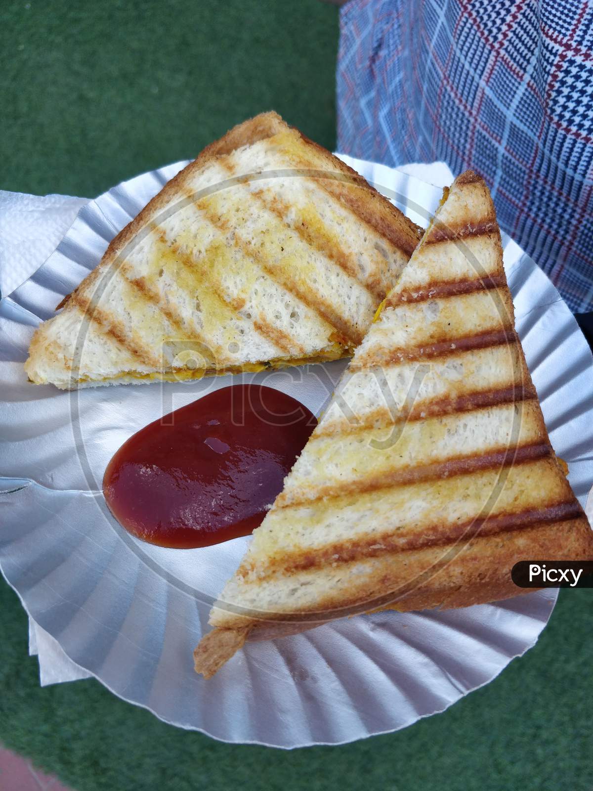bread toast with ketchup