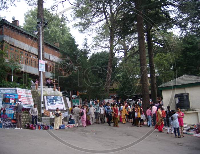 view of the busy market place in kasauli