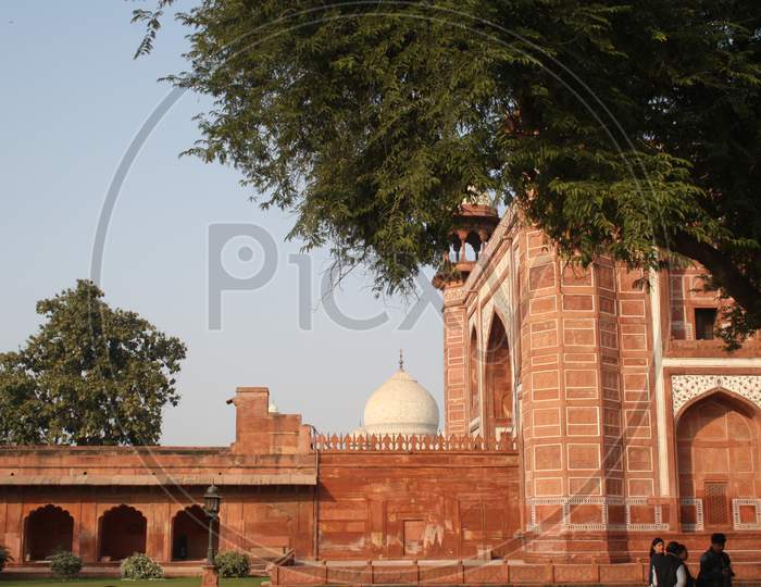 a view of the entrance gate of Taj Mahal