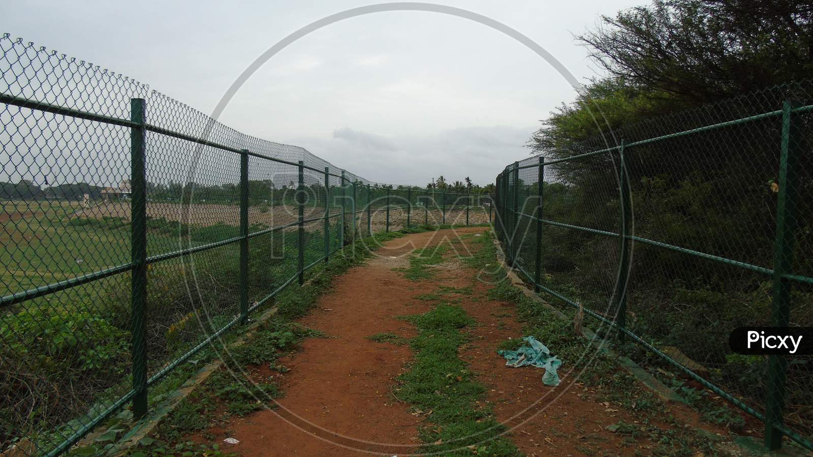 pathway fencing