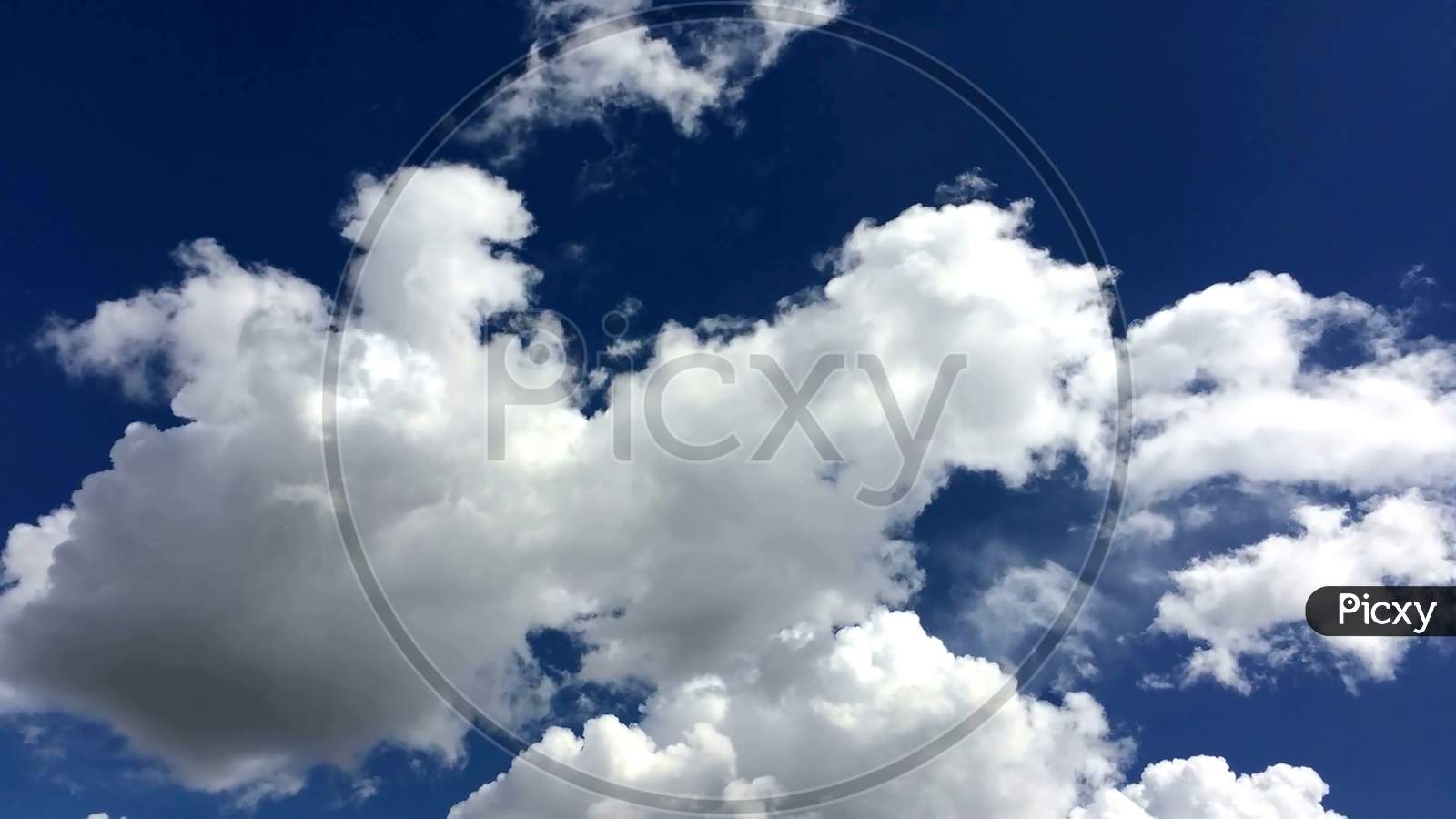 Blue Sky With Cloud In The Daytime