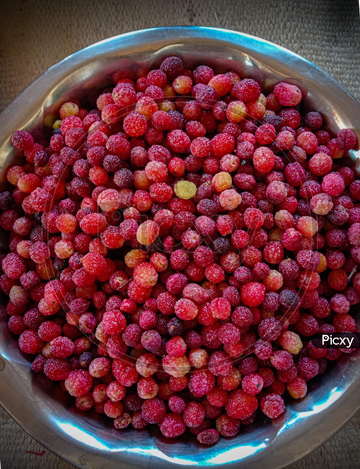 kafal, famous local tree berries in himachal and utrakhand.