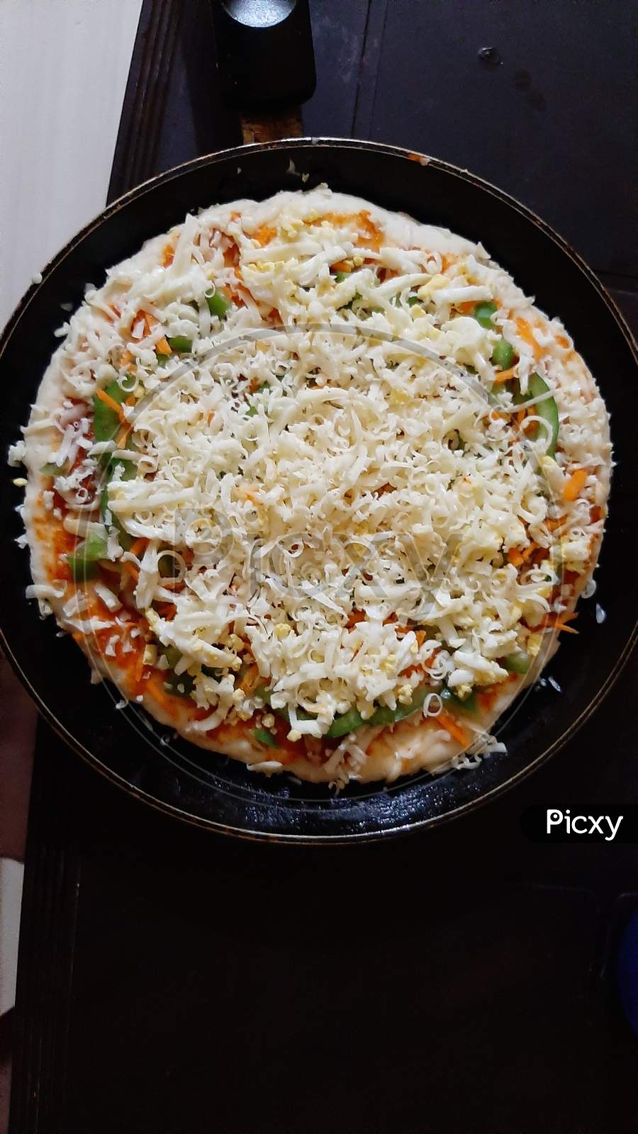 Vegetable pizza