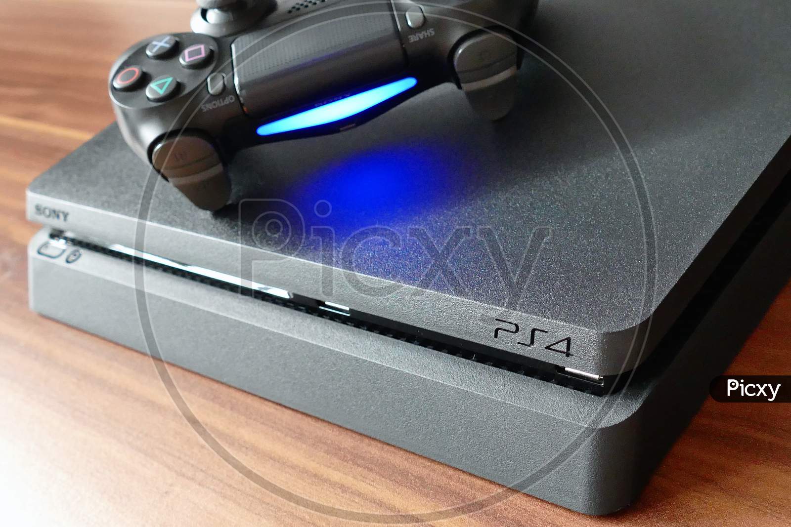 Close-up of PS4 and Controller