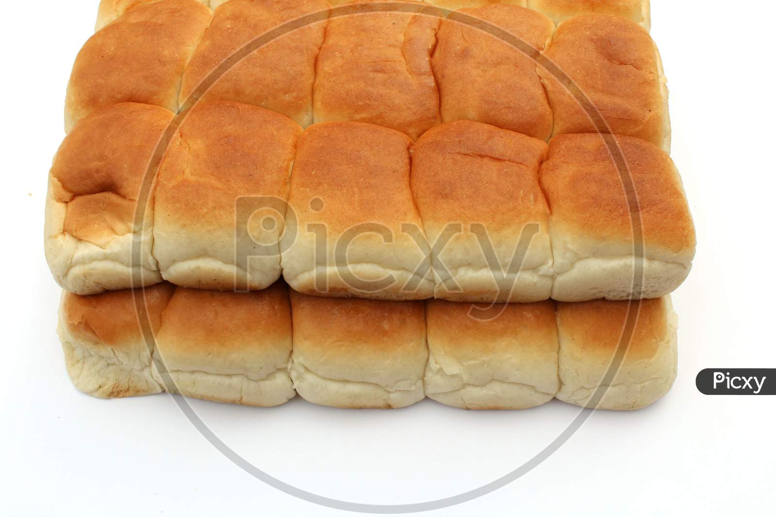 Bread, bakery icon, sliced fresh wheat bread isolated on white background