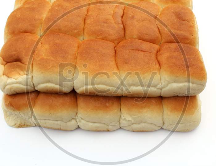 Bread, bakery icon, sliced fresh wheat bread isolated on white background