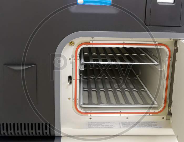 Sterilization Machine Chamber