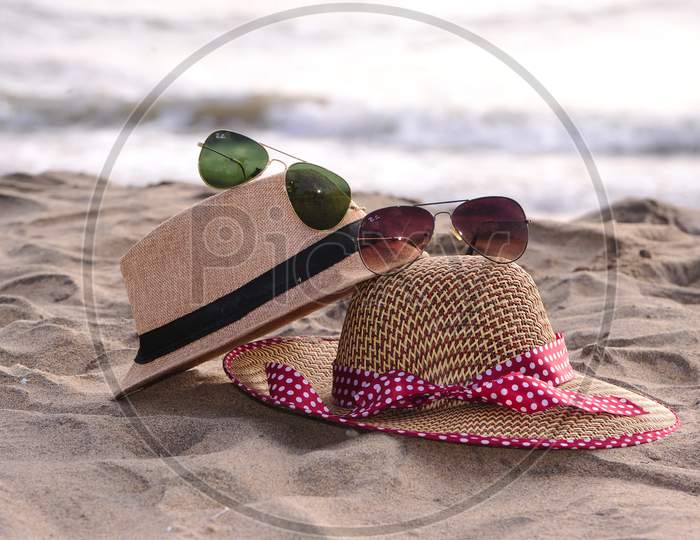Couple Hat In Beach