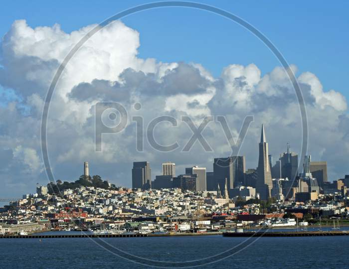San Francisco Skyline (Ca 01963)