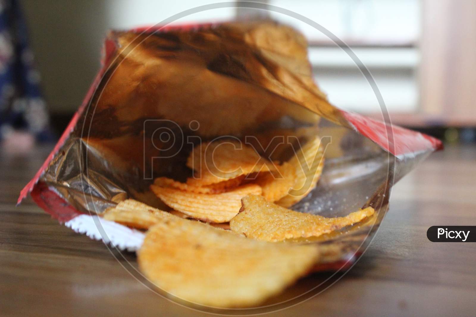 Potato chips photo.