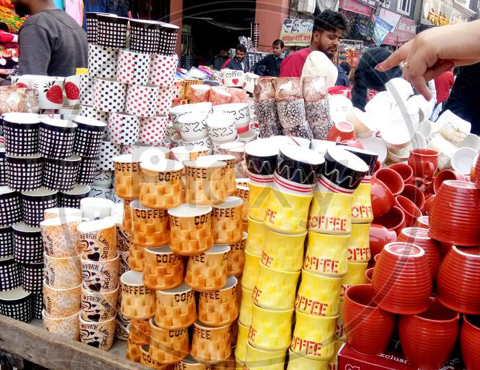 Lucknow, Uttar Pradesh, India, January 2020 : Variety Of Tea And Coffee Mugs For Sale In Asian Market