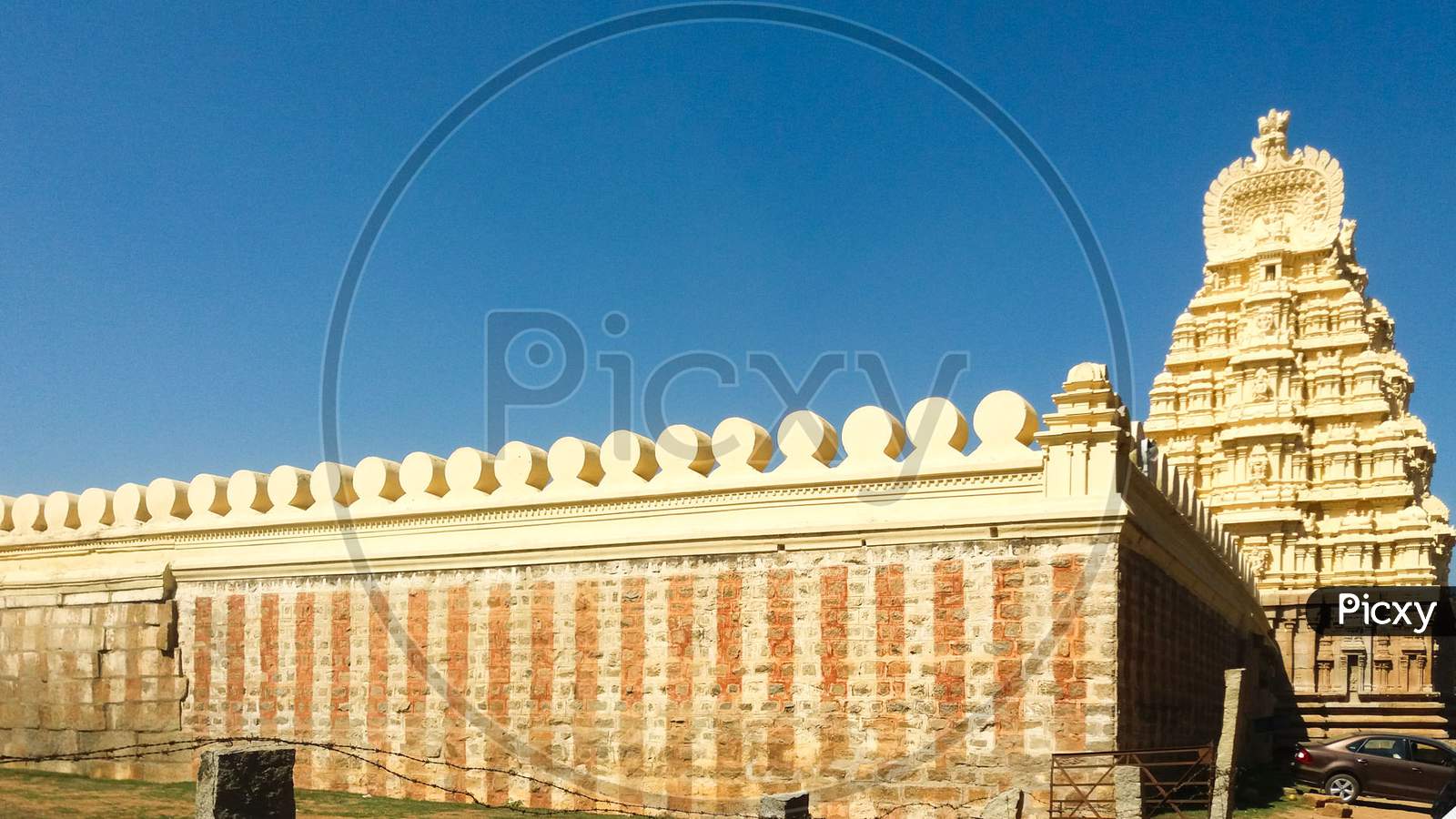 Outer wall of ranganathaswamy temple,Srirangam